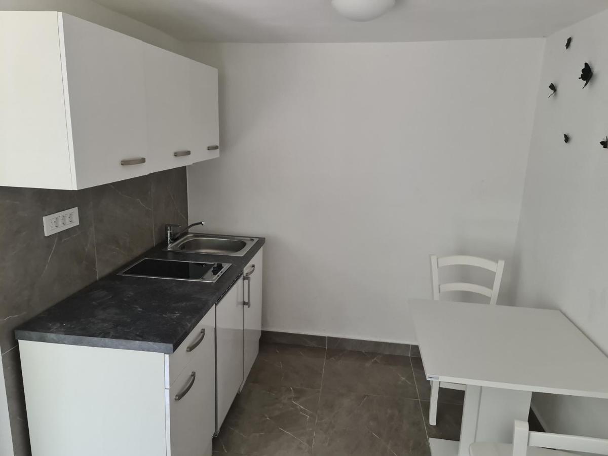 Marton Apartment Krk Luaran gambar